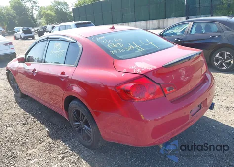 2013 Infiniti G37X из США, поврежденный, VIN JN1CV6AR7DM352234